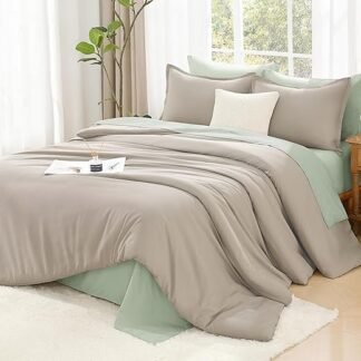 Litanika Oatmeal Comforter Queen Size, 3 Pieces Lightweight Solid Bedding Comforter Set, All Season Fluffy Bed Set (90x90In Comforter & 2 Pillowcases)