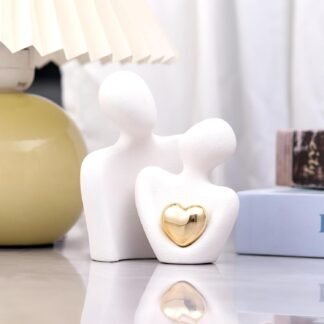 Couples Room Decor, Hugging Love Sculpture Ceramic Home Decor,adornos para sala,Knick Knacks for Shelves, Gift for Valentine, Anniversary, Wedding(4.72" White)