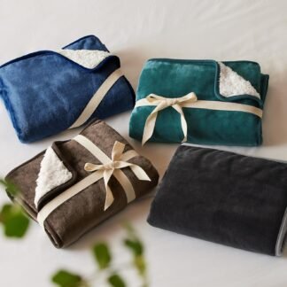 Bedsure Waterproof Blanket for Bed - Sherpa Fleece Waterproof Dog Blankets for Large Dogs, Pet Blankets for Bed/Couch/Dog Crate, Soft Plush Reversible Furniture Protector, Queen...