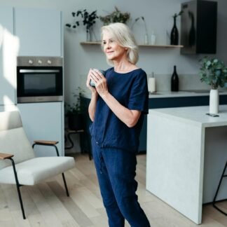 Biofreeze Overnight Gel Pain Relief, Knee & Lower Back Pain Relief, Arthritis Pain Reliever, Neck Pain Relief, Cooling Joint Pain Relief, FSA/HSA Eligible, Lavender Scented...