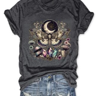 Women Vintage Moth T Shirts Mystical Moon Cottagecore Shirts Funny Witchy Graphic Tees Short Sleeve Tops