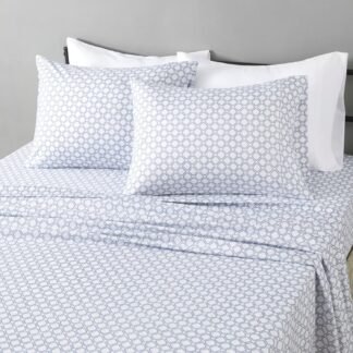 Amazon Basics Lightweight Microfiber 4-Piece Bed Sheet Set, Aqua, Printed, Queen