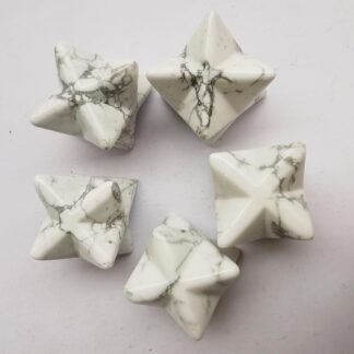 Loveliome Natural White Howlite Turquoise Merkaba Crystal Protection Sacred Meditation Energy Generator Healing Chakra Six-Pointed Star 1 Inch
