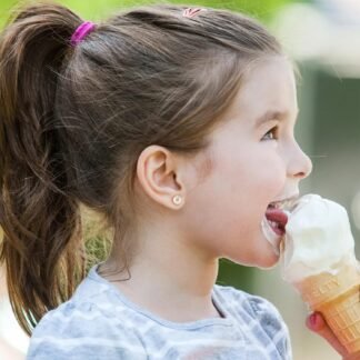 SmileBelle 2 Pairs Pearl Stud Earrings, Flat Back Stud Earrings Valentine Gifts for Women Screw Back Hypoallergenic Cartilag Sleep Earrings Helix Piercing Pearl Jewelry Gift...