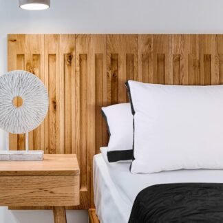 Utopia Bedding Bed Pillows for Sleeping Queen Size (Black), Set of 2, Soft & Fluffy Pillow with Down Alternative Filling, Cooling, Hotel Quality, Gusseted Pillow for Back,...