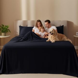 Utopia Bedding King Sheet Set – 4 Piece Bed Sheets for King Size Bed, Soft and Breathable Microfiber, Includes 1 Fitted Sheet, 1 Flat Sheet and 2 Pillowcases (Black)