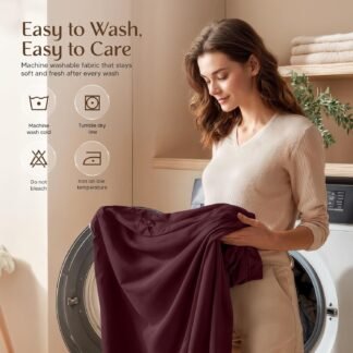 Utopia Bedding Queen Size Sheet Set – 4 Piece Bed Sheets, Soft and Breathable Microfiber, Includes 1 Fitted Sheet, 1 Flat Sheet and 2 Pillowcases – Oeko Tex (Burgundy)