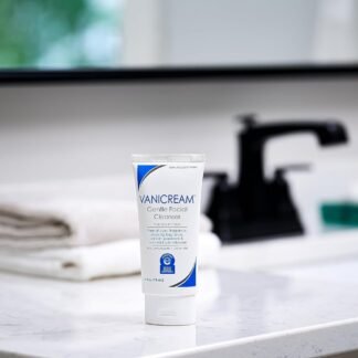 Vanicream Gentle Facial Cleaner, 2.5 Fl Oz, Formulated without Common Irritants for Sensitive Skin, Removes Makeup, Dirt & Excess Oils, Non-Comedogenic, pH-Balanced Face Wash