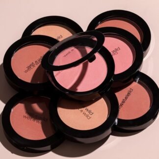 wet n wild Color Icon Blush, Effortless Matte Natural Sheer Glow & Seamless Blend, Luxuriously Infused Smooth Jojoba Oil, Cruelty-Free & Vegan - Mellow Wine