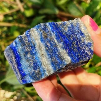 Zenkeeper 1Lb Lapis Lazuli Crystal Stone Natural Raw Stones & Fountain Rocks for Tumbling, Cabbing, Polishing, Wire Wrapping, Wicca & Reiki Crystal Healing