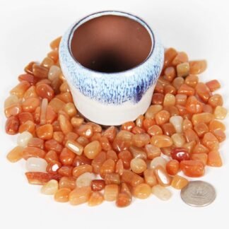 1.1lb Natural Red Aventurine Crystal Chips-Healing Crystals Tumbled Chips, Crushed Red Aventurine Crystal Gemstones for Crafts, Beautiful Package for Gift (Red Aventurine)