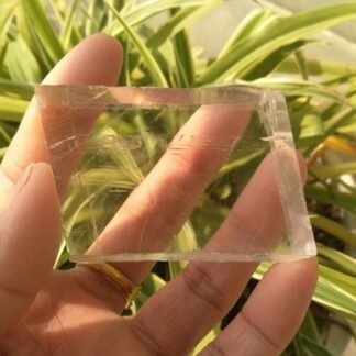 AITELEI 1Ib Natural White Calcite Crystal Optical Calcite Iceland Spar Mineral Healing Raw Stones Rough Rock Crystals for Tumbling,Cabbing