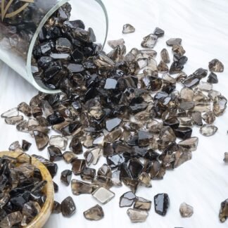 Crocon 1LB Crushed Smoky Quartz Chips Bulk Stone 2000+ Carats Natural Quartz Pieces Irregular Shape Gemstone Tumbling Cabbing Gem Mining Chakra Balancing Reiki and Crystal...