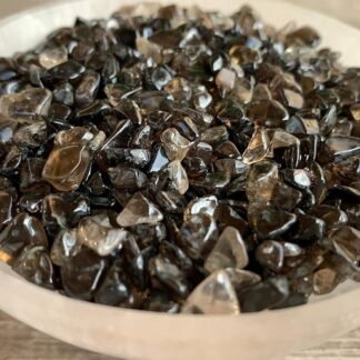 GAF TREASURES 2 oz Lot Natural Semi Tumbled Gemstone Chips, Crushed Mini Crystals, Undrilled Crystal Chips (Smoky Quartz)