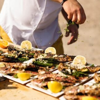 Pride of Szeged Fish Rub, Seafood Herb Seasoning Spice Mix, 5oz. Tin (142g), 1-Count