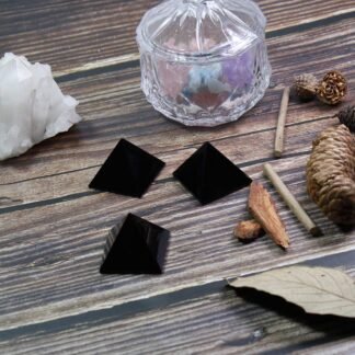 Runyangshi Natural Black Obsidian Crystal Pyramid Energy Generator | 1.6x1.6in (4x4cm) Healing Crystal Pyramid for Protection & Positive Energy | Natural Quartz for Chakra Reiki...