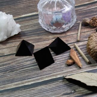 Runyangshi Natural Black Obsidian Crystal Pyramid Energy Generator | 1.6x1.6in (4x4cm) Healing Crystal Pyramid for Protection & Positive Energy | Natural Quartz for Chakra Reiki...