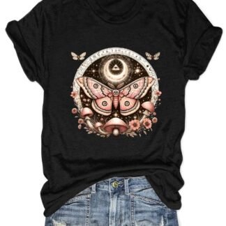 Women Vintage Moth T Shirts Mystical Moon Cottagecore Shirts Funny Witchy Graphic Tees Short Sleeve Tops